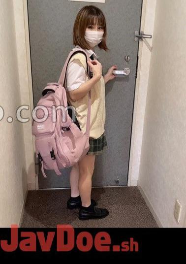 534CRT-045 Wearing For 18 Hours Personal Shooting Short Stature With Big Breasts And Big Butt In Red Pants_Beautiful Brown Haired Girl/woman