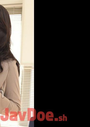 COM-406 Big Slut Tortures Glans In Agony