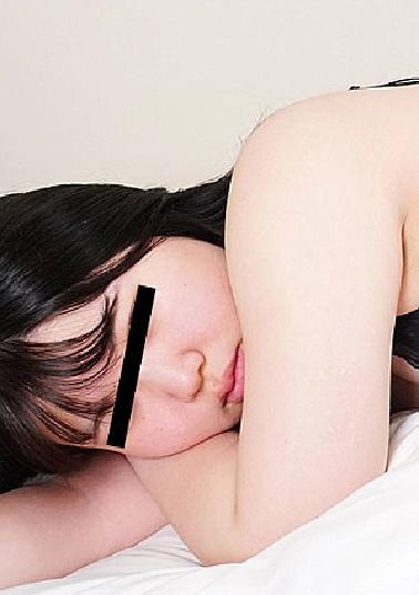 10musume 10-031925-01 Creampie sex with a model at a private photoshoot